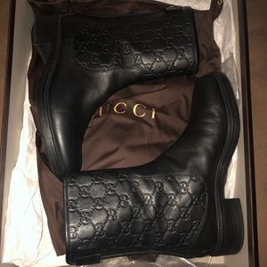 Authentic Guccissima black zip up bootie Sz 37